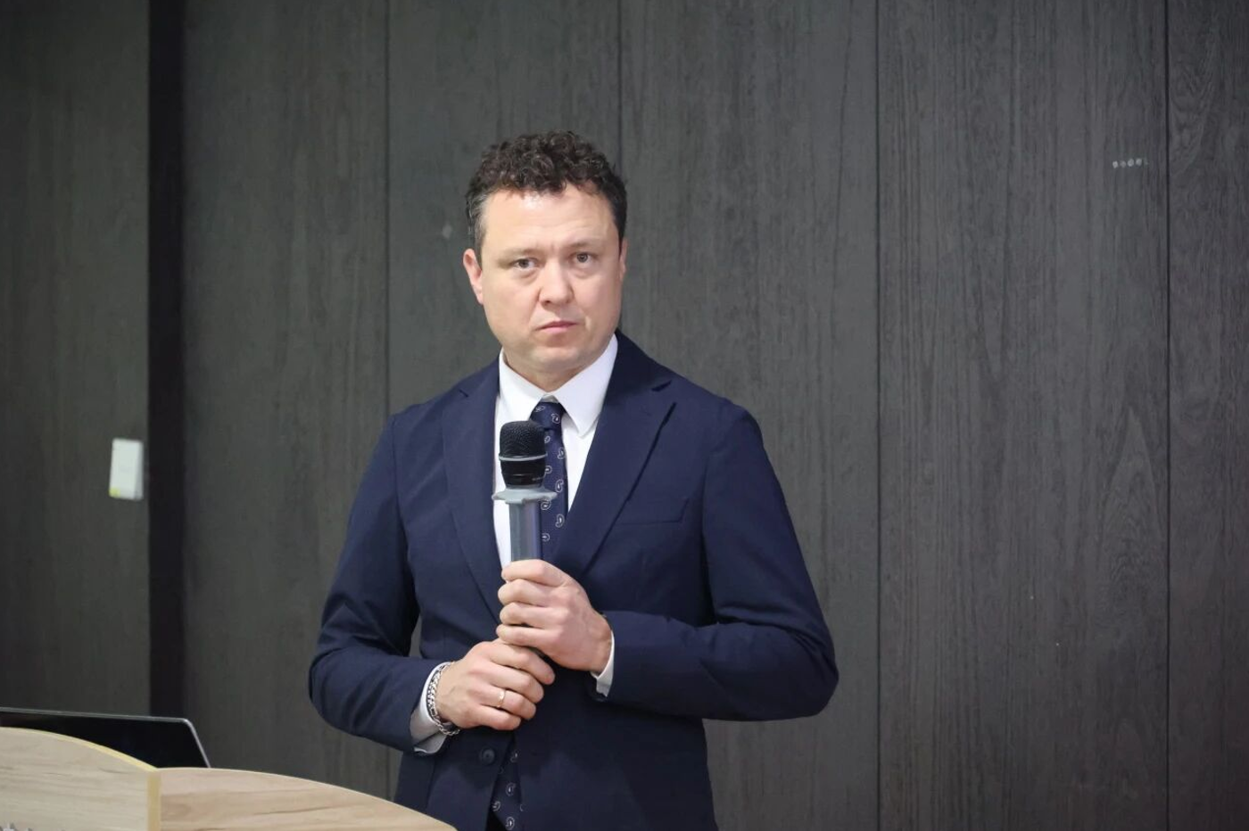 132158625881.png image.png